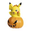 画像2: 【海外限定】Pikachu Pokémon Halloween Garden Statue【その他】 (2)