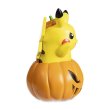 画像3:  ※動画開封商品【海外限定】Pikachu Pokémon Halloween Garden Statue【その他】 (3)